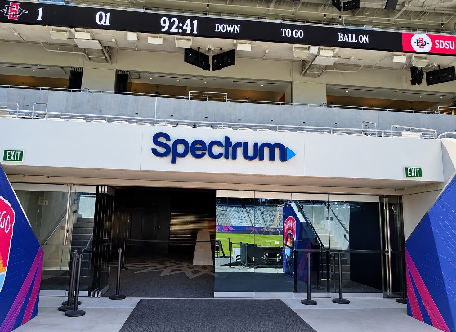 Snapdragon Stadium Spectrum letters